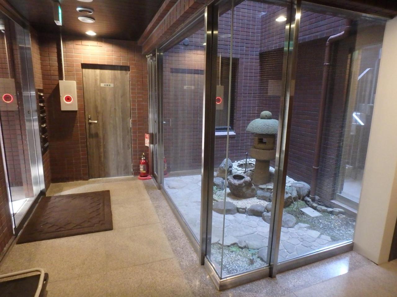 Bed & Breakfast Renga Daikanyama - Tokyo — Photos 3